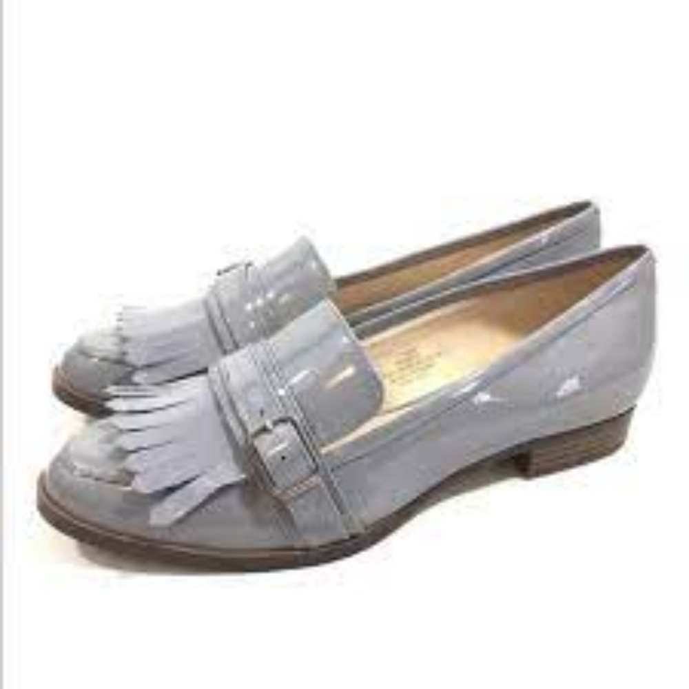 Nine West Hexrao gray patent leather fringe loafer